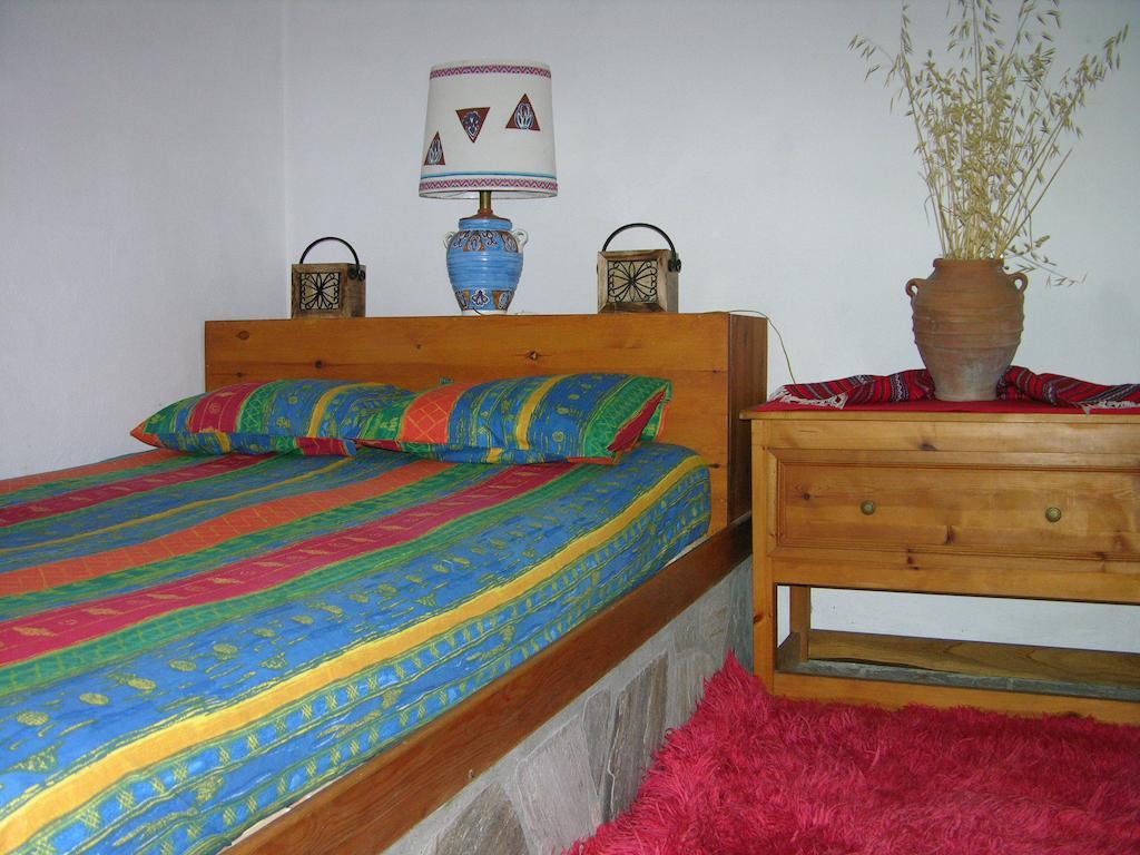 Kyra'S Paradise Potistika Zimmer foto